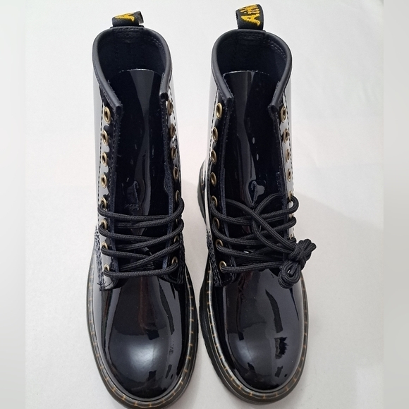 NEW Dr. Martens Zavala Women's/Girl's Combat Boots  Size 5 - Picture 2 of 10